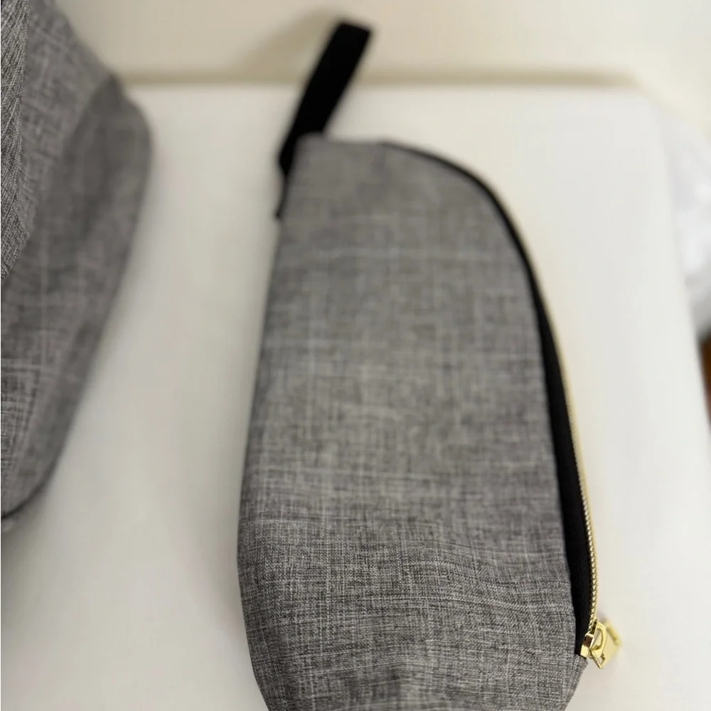 HaloVa Gray Baby insulated Bag also has strap for shoulder or crossbody - Picture 13 of 16